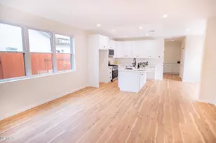 1125 W 2nd St, Oxnard, CA 93030 - Photo 15