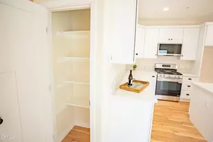 1135 W 2nd St, Oxnard, CA 93030 - Photo 15