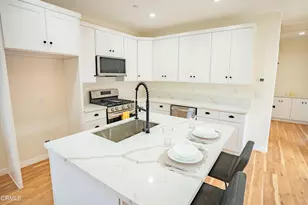 1141 W 2nd St, Oxnard, CA 93030 - Photo 11