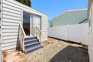 5540 W 5th St, Oxnard, CA 93035 - Photo 17