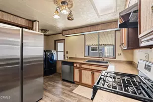 5540 W 5th St, Oxnard, CA 93035 - Photo 9