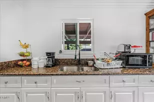1844 MacArthur Pl, Oxnard, CA 93033 - Photo 23