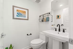 1087 Canal St, Oxnard, CA 93035 - Photo 21