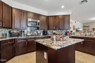 1084 Camino Vera Cruz, Camarillo, CA 93010 - Photo 9