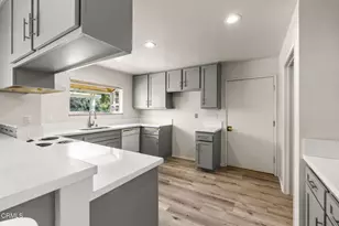 2225 Calle Bellota, Camarillo, CA 93010 - Photo 15