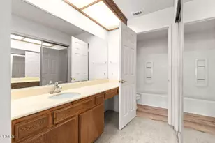 2225 Calle Bellota, Camarillo, CA 93010 - Photo 33