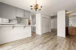 2225 Calle Bellota, Camarillo, CA 93010 - Photo 13
