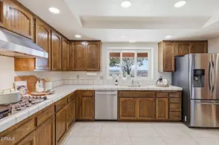 1910 Ivanhoe Ave, Oxnard, CA 93030 - Photo 5