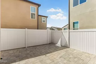 1994 Pomegranate St, Santa Paula, CA 93060 - Photo 41