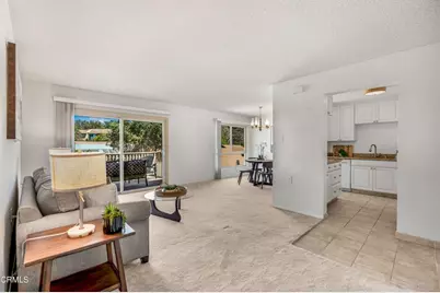 824 Pinetree Circle #31, Thousand Oaks, CA 91360 - Photo 3