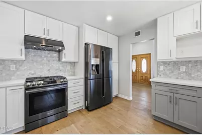 1715 Dewayne Avenue, Camarillo, CA 93010 - Photo 9