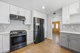 1715 Dewayne Ave, Camarillo, CA 93010 - Photo 9