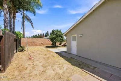 1715 Dewayne Avenue, Camarillo, CA 93010 - Photo 27
