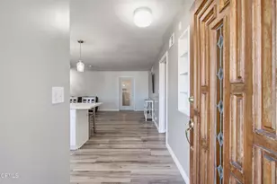 1009 Inman Cir, Simi Valley, CA 93065 - Photo 5