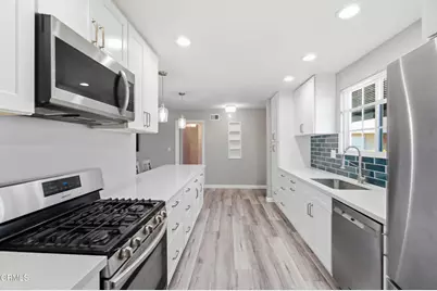 1009 Inman Circle, Simi Valley, CA 93065 - Photo 11