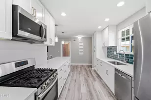 1009 Inman Cir, Simi Valley, CA 93065 - Photo 11