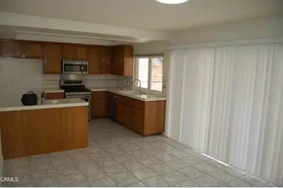 81 S Jerome Avenue, Thousand Oaks, CA 91320 - Photo 7