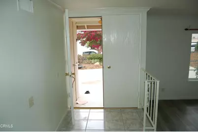 81 S Jerome Avenue, Thousand Oaks, CA 91320 - Photo 13