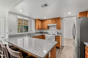 812 W Ave H-5, Lancaster, CA 93534 - Photo 9