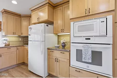 42110 Village 42, Camarillo, CA 93012 - Photo 13
