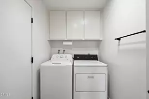 42110 Village 42, Camarillo, CA 93012 - Photo 27