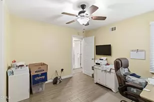 62 E Calle La Sombra, Camarillo, CA 93010 - Photo 13
