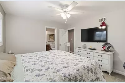 62 E Calle La Sombra, Camarillo, CA 93010 - Photo 9