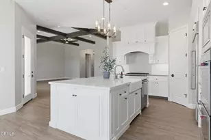 13529 Stonethwaite Ln, Bakersfield, CA 93311 - Photo 15
