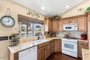 1691 Pierside Ln, Camarillo, CA 93010 - Photo 9