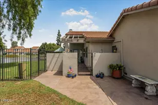 1691 Pierside Ln, Camarillo, CA 93010 - Photo 3