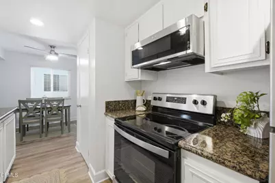 1130 Bryce Way, Ventura, CA 93003 - Photo 11