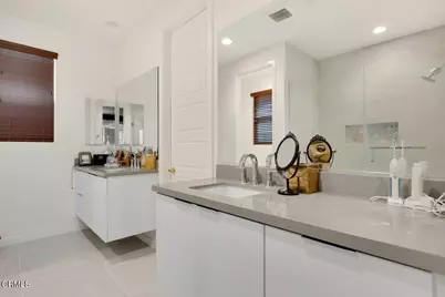 1054 Canal Street, Oxnard, CA 93035 - Photo 9