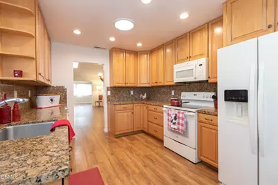 6308 Village 6, Camarillo, CA 93012 - Photo 15