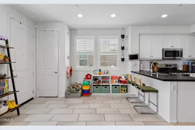 5040 Robles Street, Camarillo, CA 93012 - Photo 9