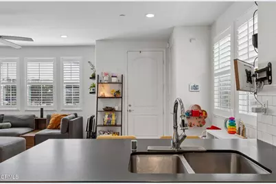 5040 Robles Street, Camarillo, CA 93012 - Photo 11