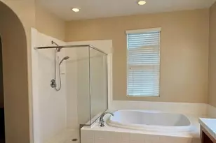 388 Village Commons Blvd, Camarillo, CA 93012 - Photo 13