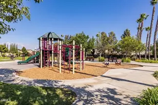 388 Village Commons Blvd, Camarillo, CA 93012 - Photo 21