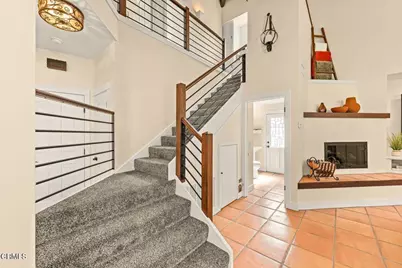 1027 Brockton Lane, Ventura, CA 93001 - Photo 17