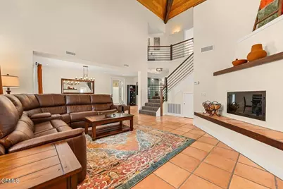 1027 Brockton Lane, Ventura, CA 93001 - Photo 15