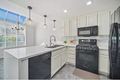 6056 Paseo Encantada, Camarillo, CA 93012 - Photo 3
