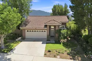 742 Buenos Tiempos Dr, Camarillo, CA 93012 - Photo 1