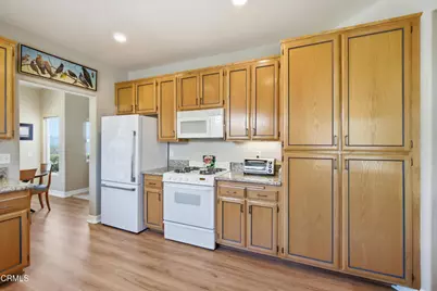 853 Vista Grande Drive, Santa Paula, CA 93060 - Photo 15