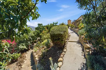 853 Vista Grande Drive, Santa Paula, CA 93060 - Photo 45