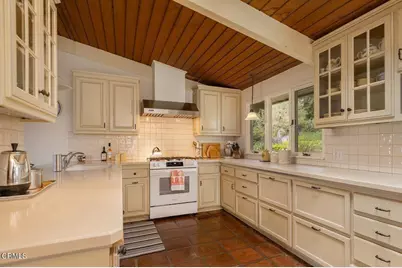 [Address not provided], Santa Paula, CA 93060 - Photo 11