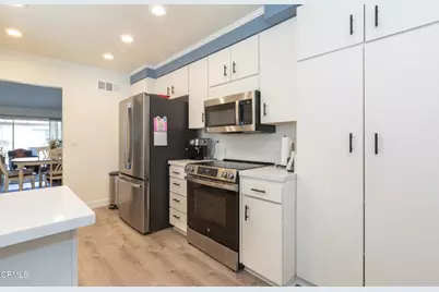 7213 Village 7, Camarillo, CA 93012 - Photo 7