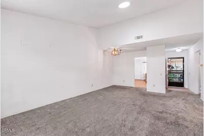 15229 Village 15, Camarillo, CA 93012 - Photo 9