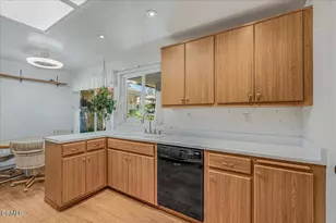 15229 Village 15, Camarillo, CA 93012 - Photo 19