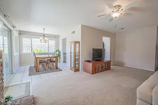 30315 Honeysuckle Hill Dr, Santa Clarita, CA 91387 - Photo 7