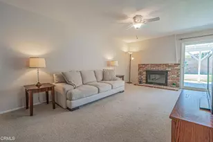 30315 Honeysuckle Hill Dr, Santa Clarita, CA 91387 - Photo 5