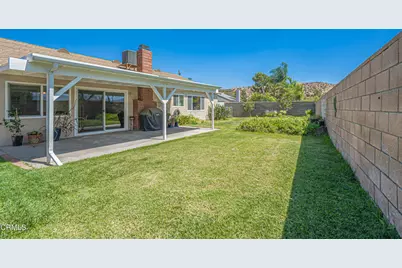 30315 Honeysuckle Hill Drive, Santa Clarita, CA 91387 - Photo 41